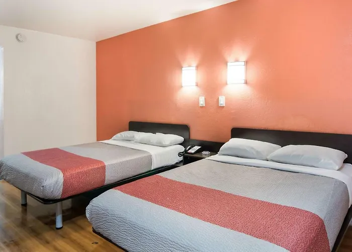 Hotel 6-fort Worth, Tx - Seminary